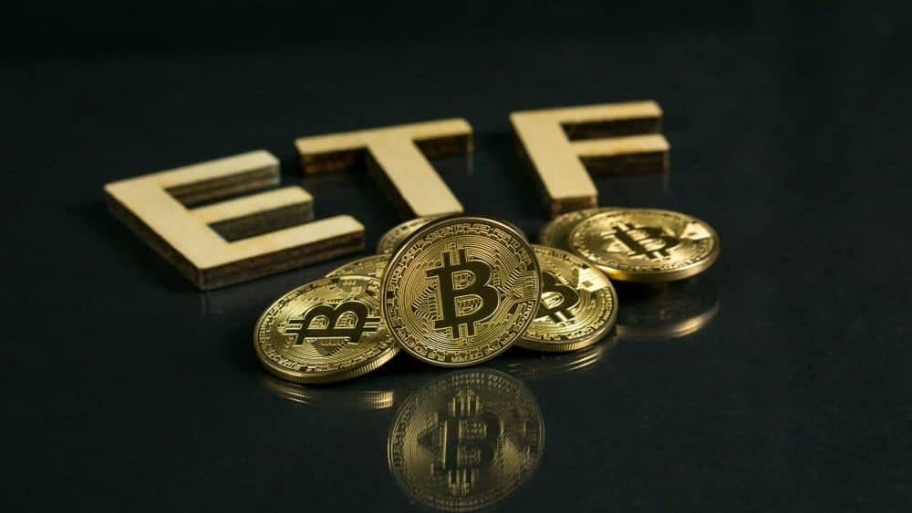 Comparaison avec les ETF Bitcoin