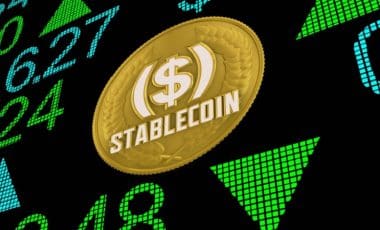 Mécanismes, avantages et exemples d'utilisation des stablecoins